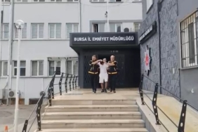 Karısını bıçaklayarak öldüren koca tutuklandı