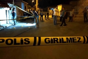 75 yaşındaki adam eşine sinirlenip herkesin gözü önünde intihar etti