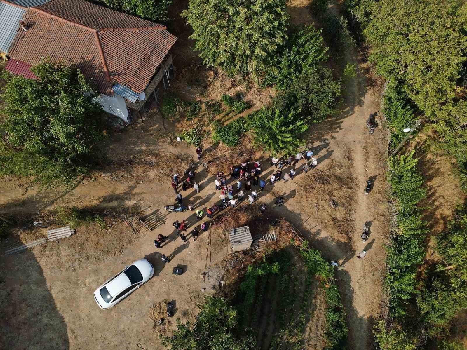 Çanakkale’de kaybolan 3 yaşındaki çocuk jandarma tarafından bulundu