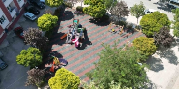 İnegöl’de çocuk parkları daha güvenli