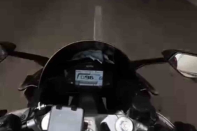 Motosiklet sürücüsünün ölümden döndüğü anlar kask kamerasında