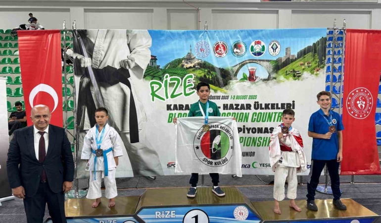 Karate takımından uluslararası arenada gururlandıran başarı