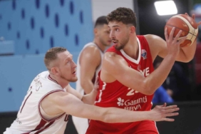 A Milli Erkek Basketbol Takımı, Avrupa Şampiyonası’na galibiyetle başladı