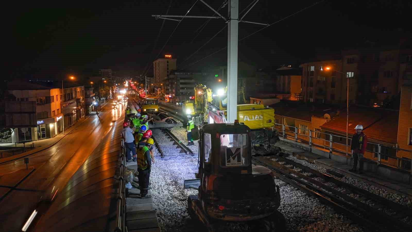 Büyükşehirden raylarda konforlu ulaşım mesaisi
