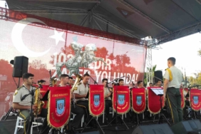5. Kolordu Kara Kuvvetleri Komutanlığı Bandosu Tekirdağ’da Zafer Bayramı coşkusu yaşattı