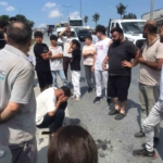 Arnavutköy’de kontrolden çıkan minibüs durağın yanında bekleyen kadına çarptı