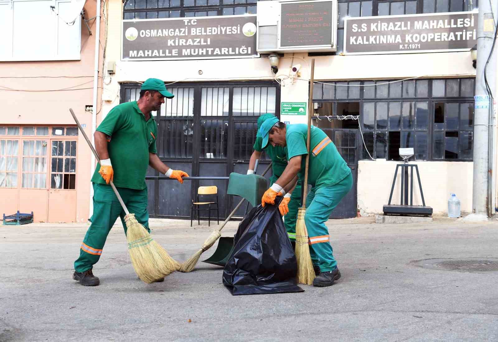 Osmangazi’de her gün 270 kilometre alan temizleniyor