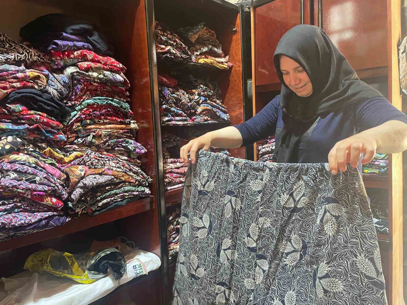 Gelin geldiği Osmanlı köyünün şalvarcısı oldu