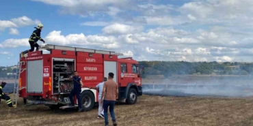 Anız yangınında 3 dönüm alan kül oldu