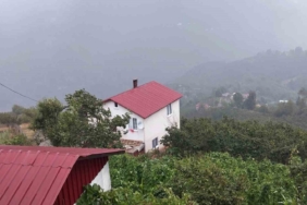 Şehir sıcaktan kavruldu, yaylada yağmur serinletti
