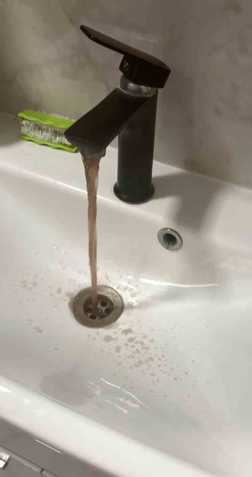 Tekirdağ’da musluklardan kahverengi ve siyah su şoku