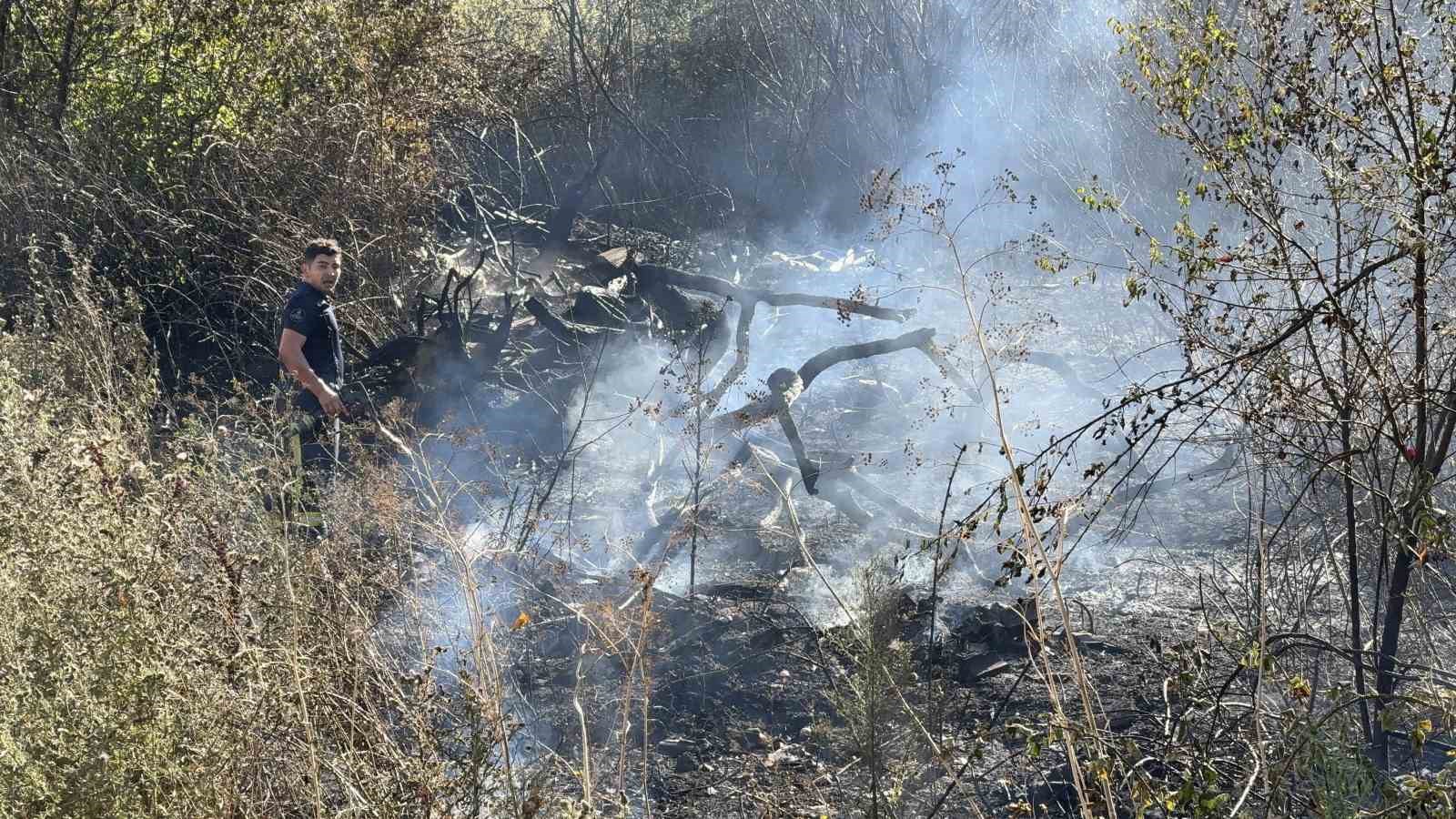 Arnavutköy’de yangın çıkarıp itfaiyecilere saldıran şahıs gözaltına alındı