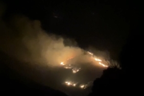 Marmara Adası’nda arazi yangını başladı