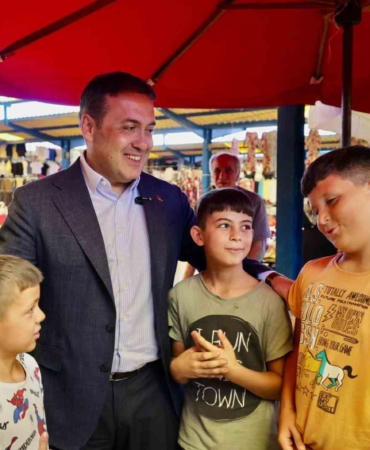 Vali Sözer’den hem esnafa destek, hem şehit ailesine vefa ziyareti