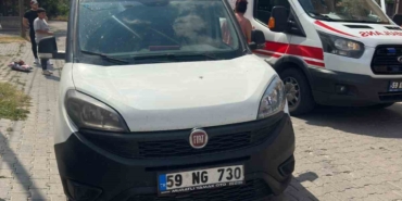 Muratlı’da araç yayaya çarptı: 1 yaralı