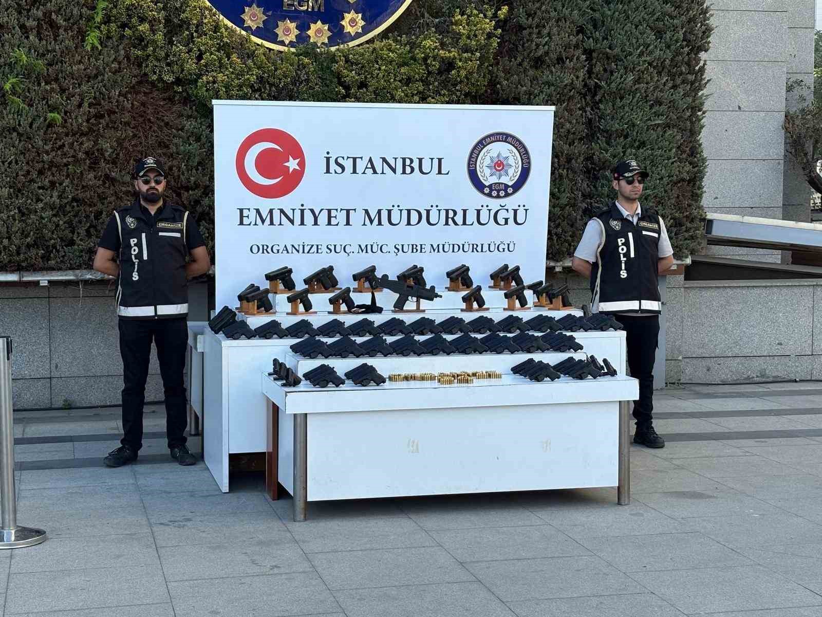 İstanbul’da motosikletli suç çetelerine operasyon: 105 gözaltı