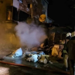 Avcılar’da çorap üretim atölyesi alevlere teslim oldu