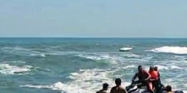 Karadeniz’de can pazarı: 3 kişi boğulmaktan son anda kurtarıldı