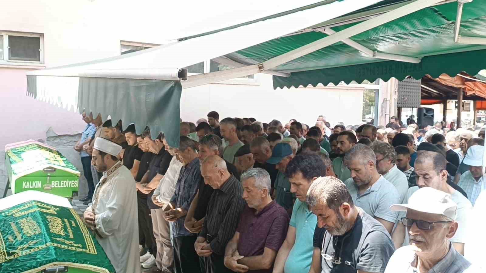 Çanakkale’de 6 kişinin öldüğü kazada Oktay Çelik ve Remzi Şen son yolculuğuna uğurlandı