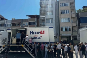 Hızır 41, Sındırgı’da depremzedelerin yanında