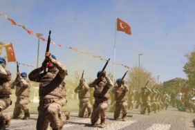 Çanakkale’de Zafer Bayramının 103’üncü yıl dönümü coşkuyla kutandı
