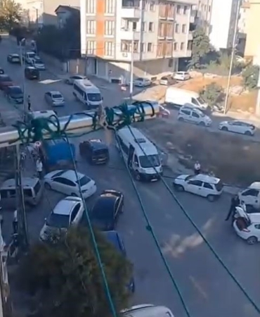 Arnavutköy’de düğün için toplanan grup havaya ateş açtı