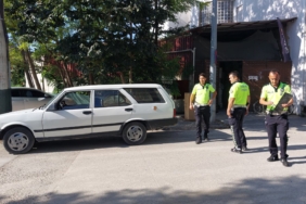 Çekme belgeli otomobil, başka bir araç plakasıyla yakalandı