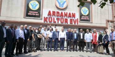 Esenyurt Belediye Başkan Vekili Aksoy, kahvaltı programında hizmetleri anlattı