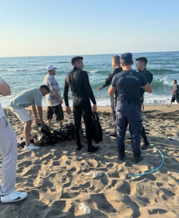 Karasu’da denize giren 16 yaşındaki çocuk boğuldu