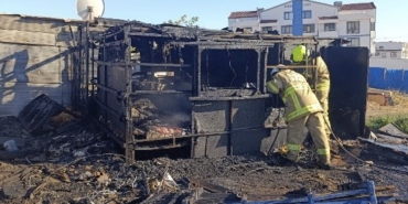 Erdek’te baraka yangını söndürüldü