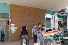 İkinci kattaki balkondan düşen çocuk ağır yaralandı