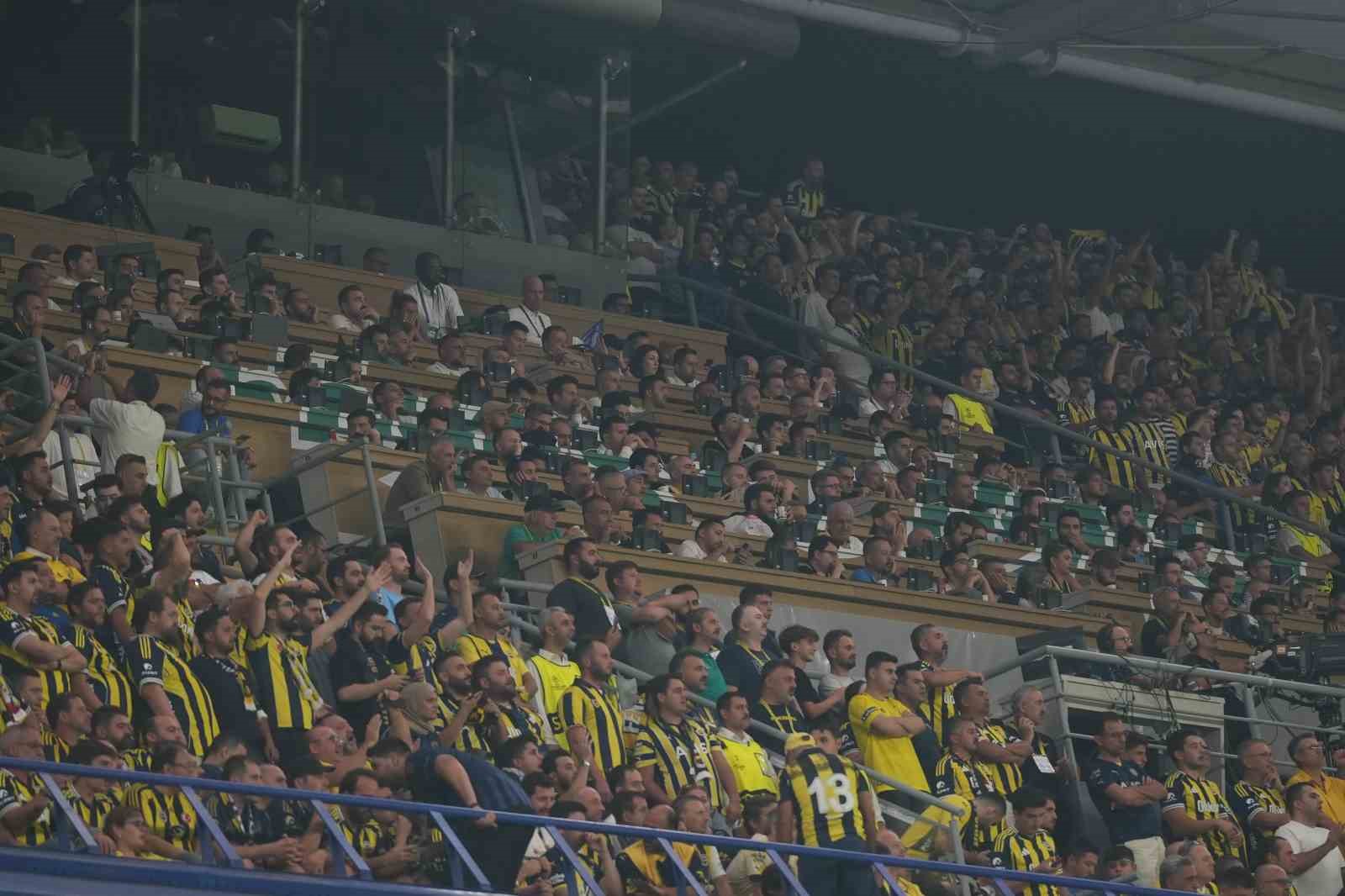 Fenerbahçe - Benfica maçına medyadan yoğun ilgi