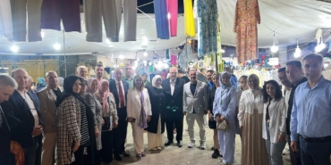 AK Parti heyeti Pazaryeri panayırında vatandaşlarla buluştu