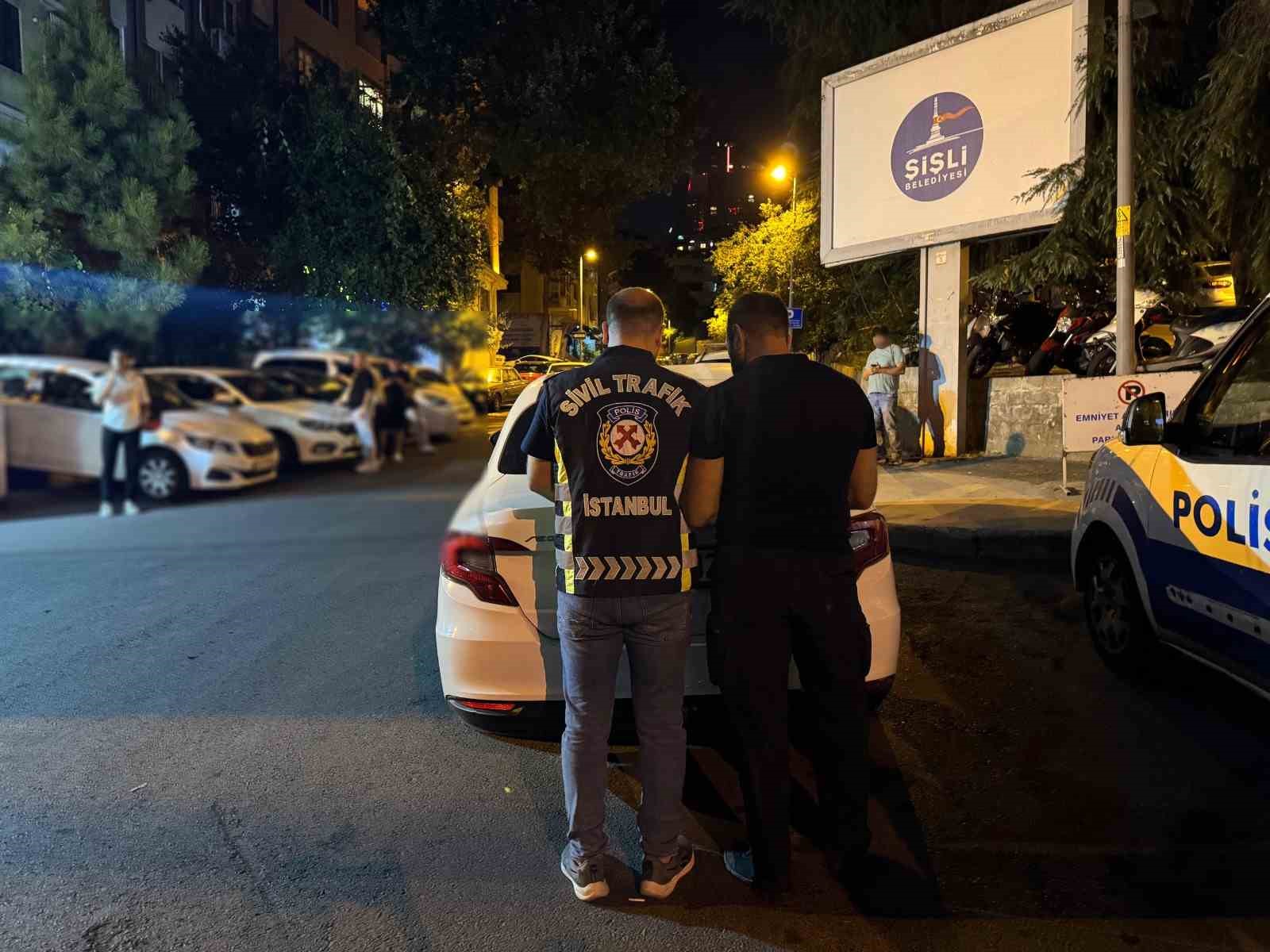 Şişli’de asker uğurlama konvoyu ile trafiği felç eden şüpheliler yakalandı
