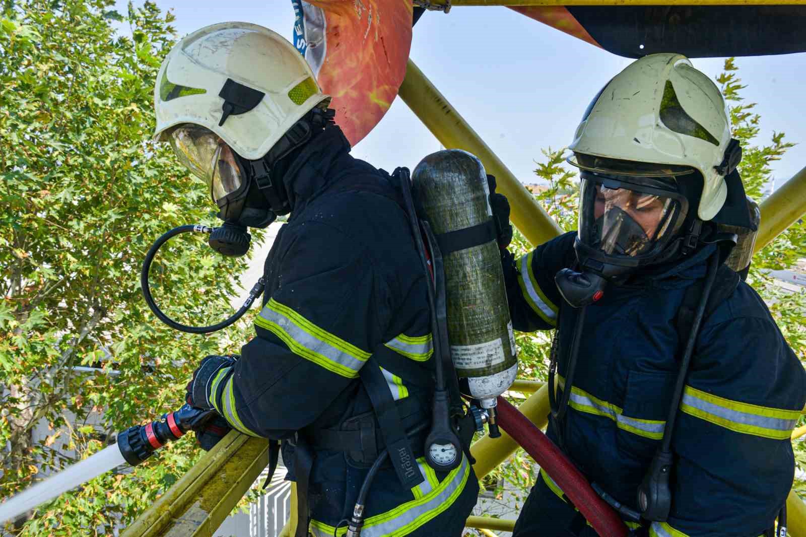 Bursa itfaiyesinden nefes kesen tatbikat