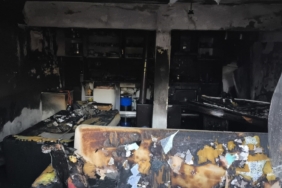 Alevlere teslim olan ev kullanılamaz hale geldi