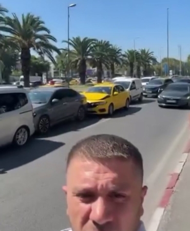 Fatih’te zincirleme kazayı muhabir gibi anlattı: O anlar kamerada