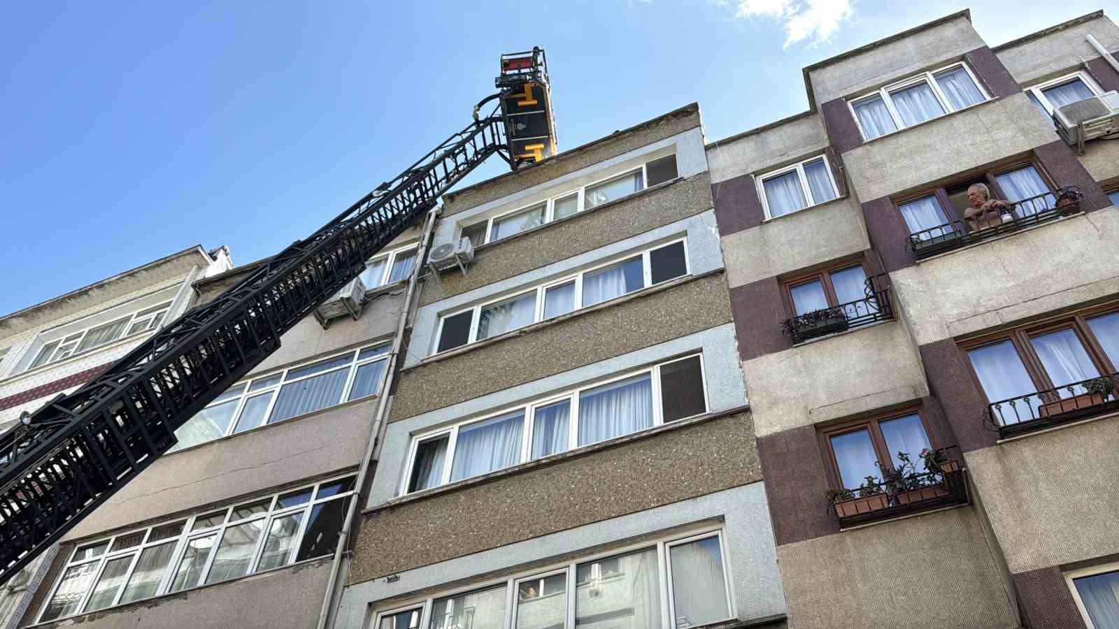 Şişli’de restoran bacasında çıkan yangın paniğe neden oldu