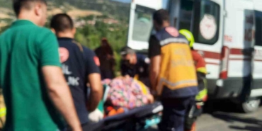 Sındırgı’da otomobil takla attı: 1 yaralı