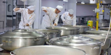 Esenyurt Belediyesi’nden Yıldız Aşevi’nde günlük yemek hizmeti