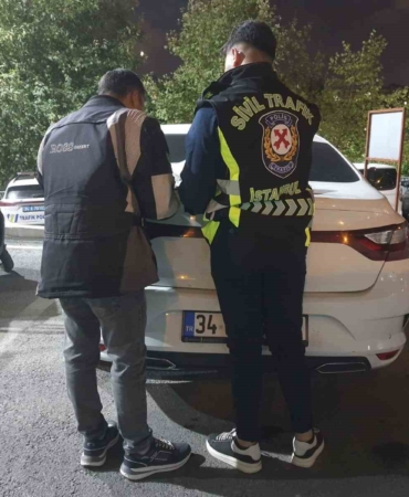Avcılar’da trafiği tehlikeye atan sürücü yakalandı