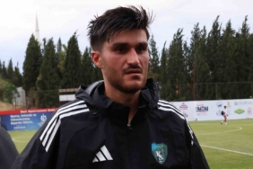 Kocaelispor’da Yusuf Cihat Çelik ile yollar ayrıldı