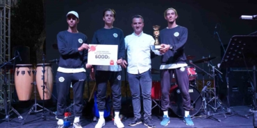 Zafer Turnuvası şampiyonları ödül ve kupalarını aldı