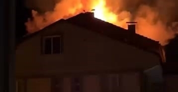 Bursa’da çatı katında çıkan yangın korkuttu