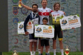 Yalova’da yapılan yarışta 2 madalya kazandı