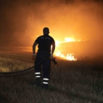 Edirne’de tarlada çıkan anız yangını korkuttu