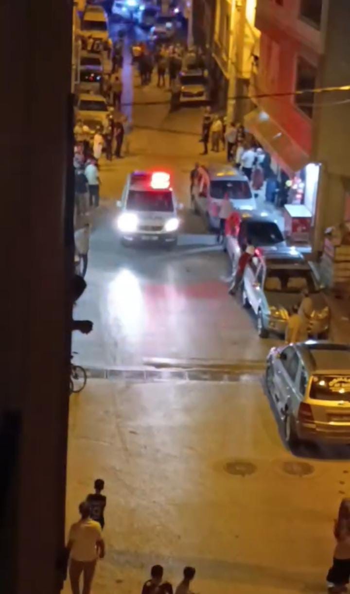 Bursa’da çocuk kavgasına aileler de karıştı: Sokak savaş alanına döndü