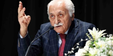 Türk edebiyatının usta ismi Yavuz Bülent Bakiler vefat etti