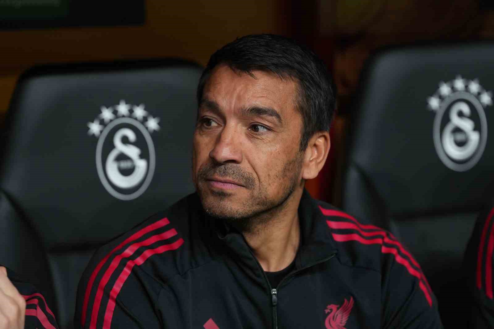 Giovanni van Bronckhorst yeniden İstanbul’da