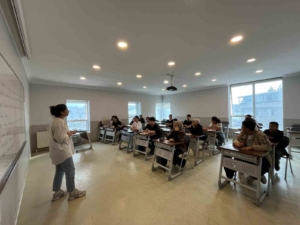 Esenyurt Belediyesinin açtığı YKS ve LGS kurslarına yoğun ilgi